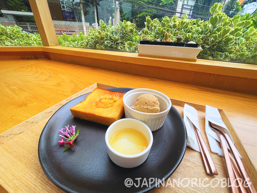 プロンポンにあるハチミツ好きのためのカフェ honeyful cafe(ハニーフルカフェ)