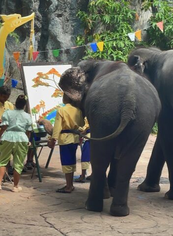 タイ最大級の動物園「サファリワールドバンコク(Safari World bangkok)」行き方・楽しみ方ガイド